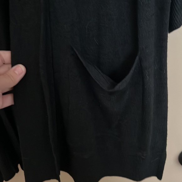 Banana Republic Black Cardigan - Picture 4 of 6